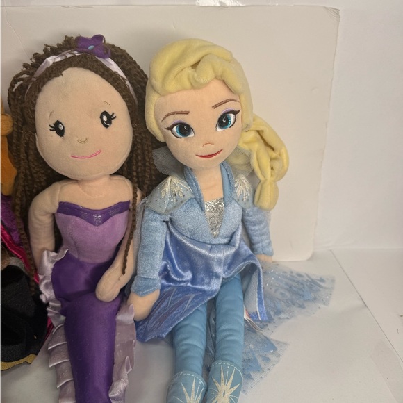 Disney Plush Set - Ariel, Anna, Rapunzel, Elsa set of four - Picture 5 of 6